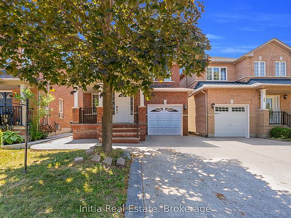 3rd image of 46 Florence Dr