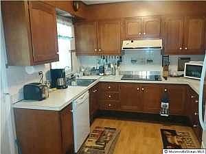 2nd image of 599B Lake Point Dr