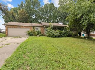 2324 E Lark St, Springfield, MO 65804