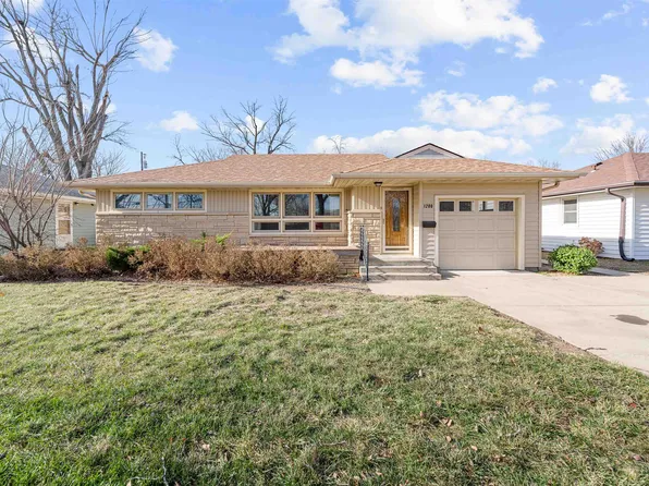 1200 Roach St, Salina, KS 67401