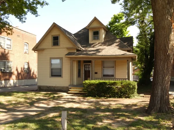 1207 E Elm St, Springfield, MO 65802
