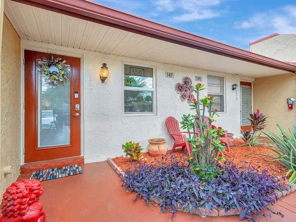 147 Lake Anne Drive, West Palm Beach, FL 33411