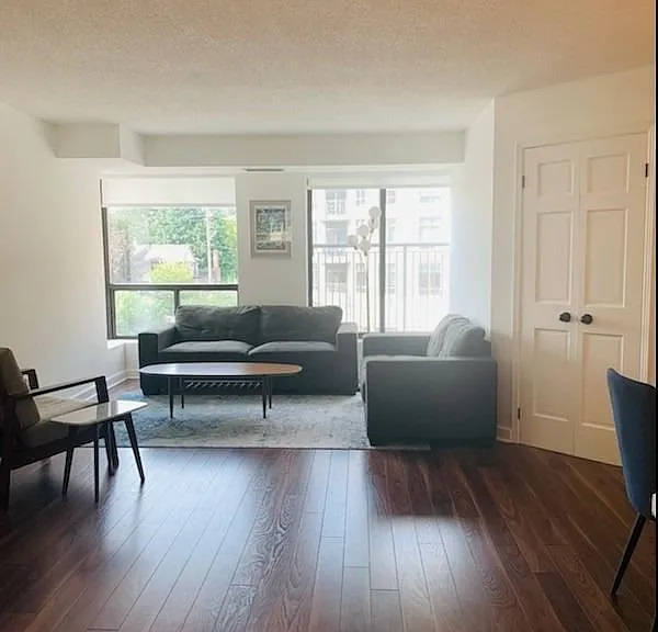 500 Glencairn Ave #303 — Photo 12