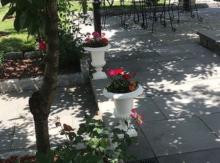 33 Fairmount St, Randolph, MA 02368