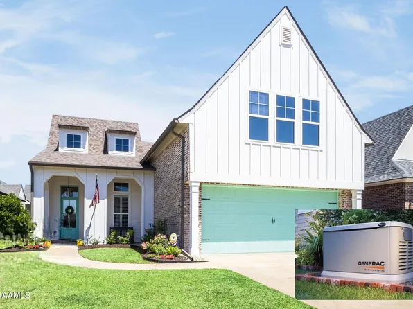210 Santander Dr, Youngsville, LA 70592