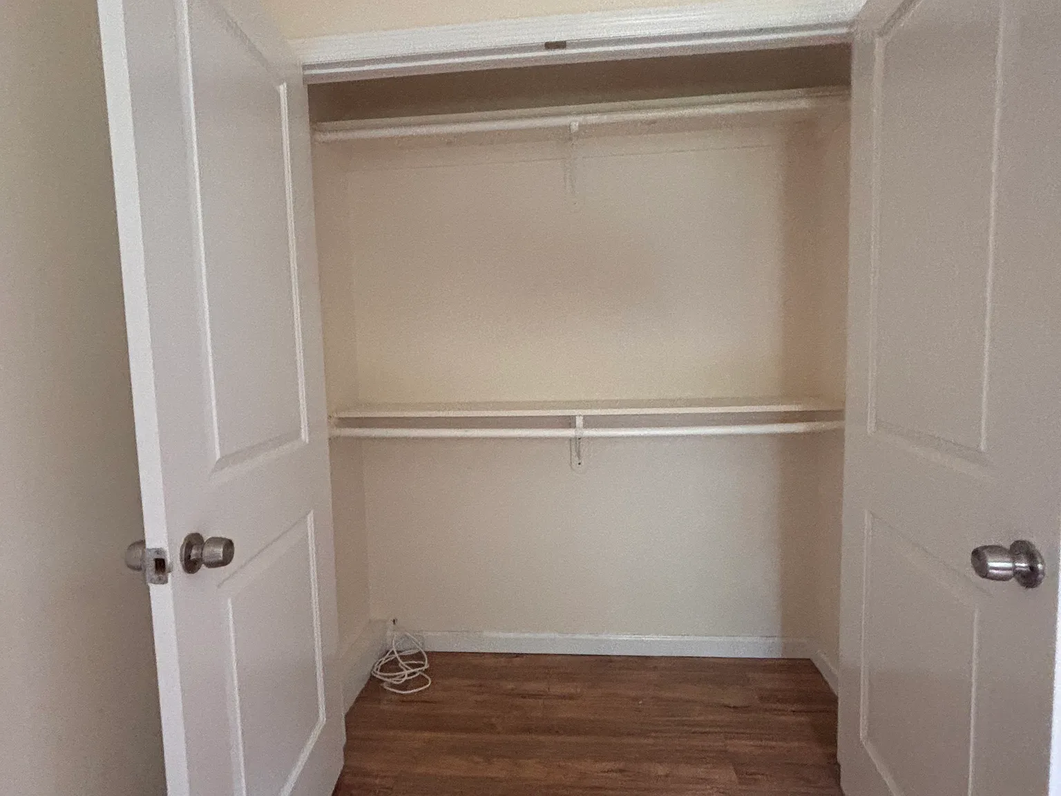 2 bed, 900 sqft, $1,800 — Photo 4