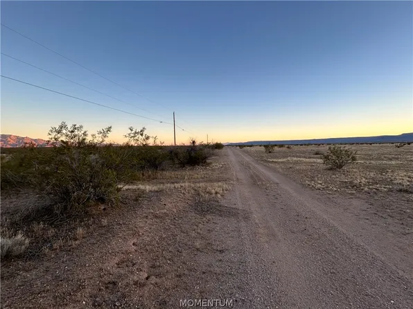 215-09-014c Centennial, Golden Valley, AZ 86413