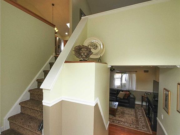 2nd image of 4 Hartsdale St