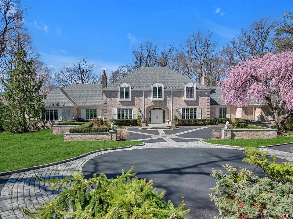1st image of 12 OVERLOOK Court