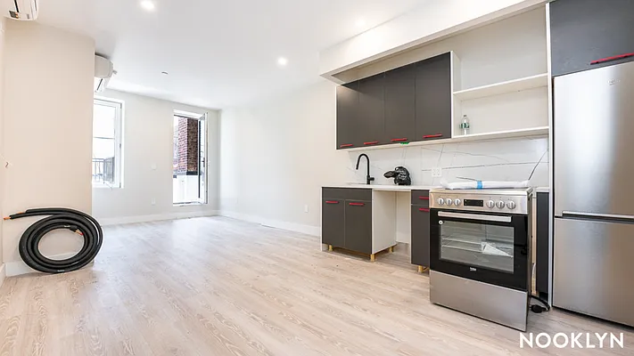 Rented by Nooklyn NYC LLC | media 23