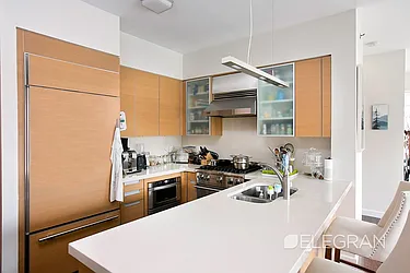 Rented by (Legacy) Elegran