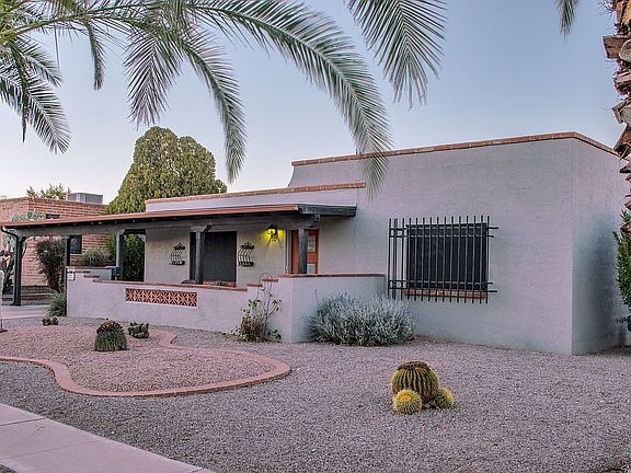 2nd image of 369 E El Valle