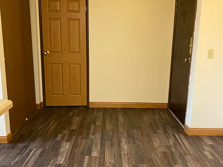 Crestwood Apartments — Photo 55