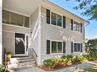 18 Beals Cove Rd APT K, Hingham, MA 02043