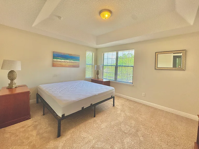 8173 Roseville Blvd — Photo 16