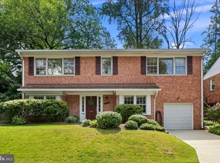 2728 S Grove St, Arlington, VA 22202