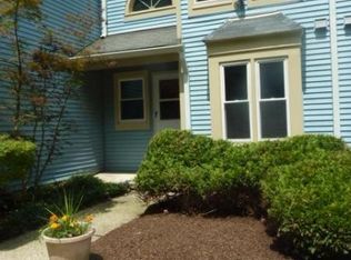 10 Mourning Dove Ct, Hackettstown, NJ 07840