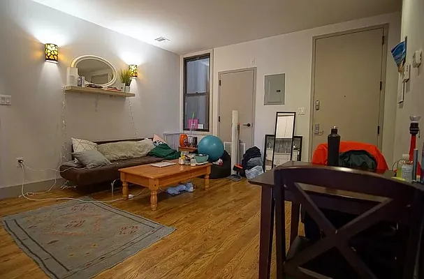 Rented by Lockbox Realty | media 17