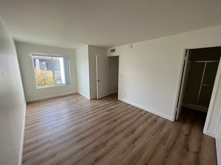 2511 W Sunflower Ave #T12 — Photo 13
