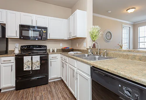 Zachary Parkside Apartments Photo 1