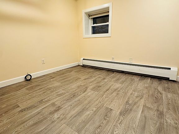 3rd image of 816 N California Ave Floor Basement