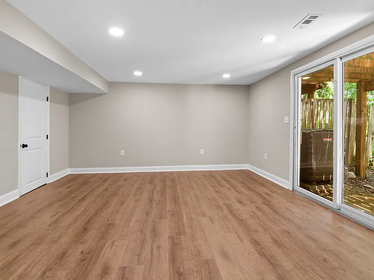 2613 Ebony Rd — Photo 30
