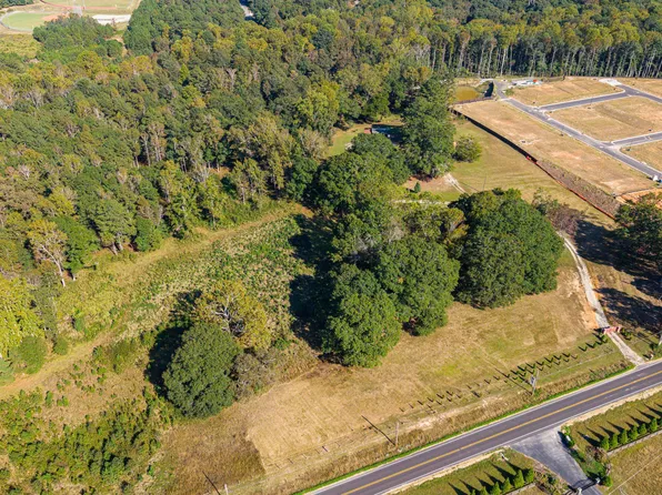 121 Mount Moriah Rd, Auburn, GA 30011