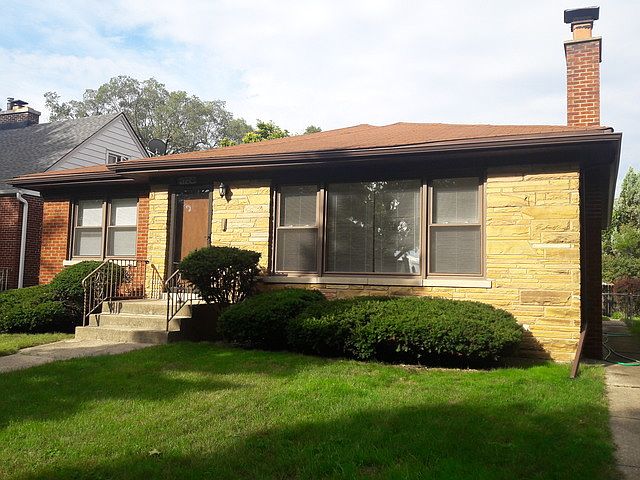 1st image of 1724 N 77th Ave