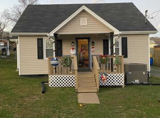 210 York St, Clinton, TN 37716