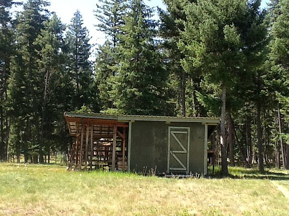 4th image of 171 Fir Ln