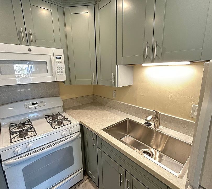 1st image of 3751 3rd Ave APT D