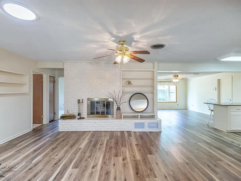 3317 Santa Monica Dr — Photo 27