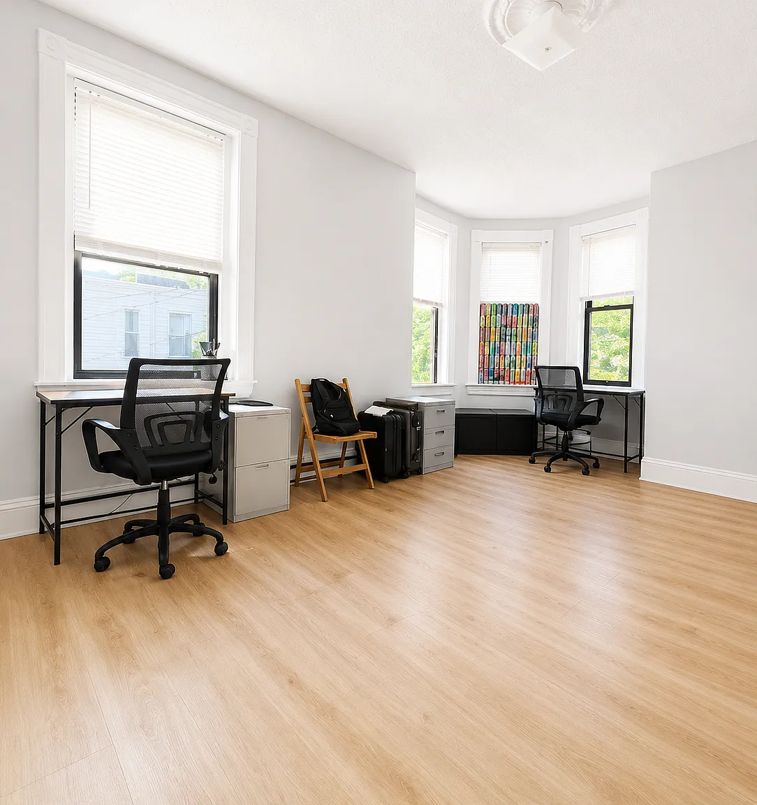 3 bed, 950 sqft, $2,970 — Photo 4