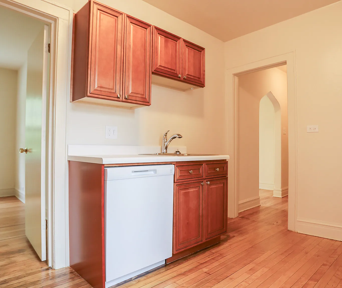 2 bed, $2,100 — Photo 1