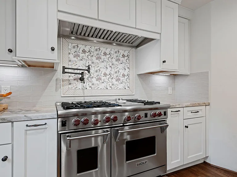 1447 S Jameson Ln — Photo 13