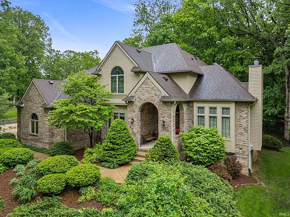 3rd image of 4705 Haven Ct