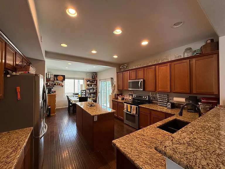 6862 Cool Spring Way — Photo 7