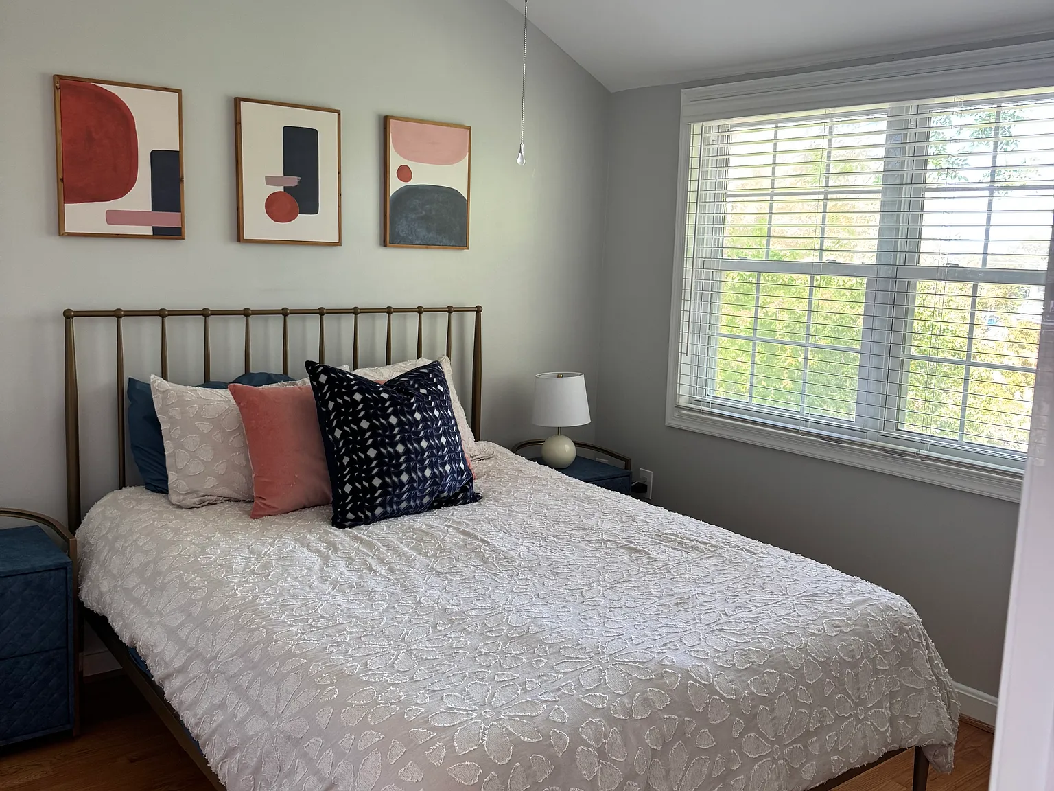 2 bed, 1335 sqft, $2,900 — Photo 3
