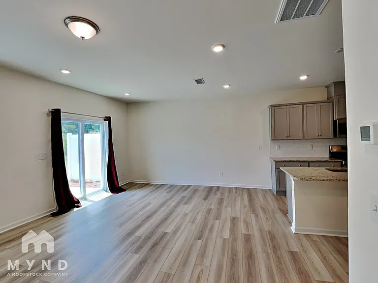5213 Maynard Hill Dr — Photo 7