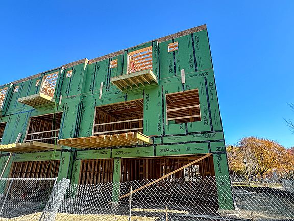 2nd image of 111 N Columbia St