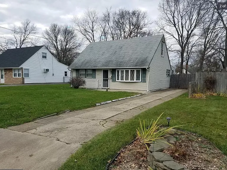 117 Rutledge Ave — Photo 2
