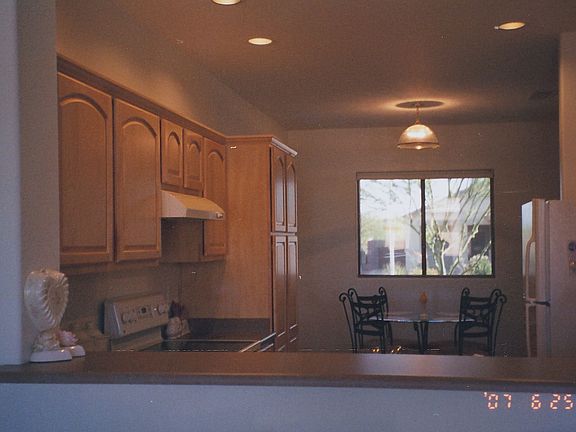 4th image of 17069 W Halifax Ln