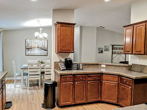 4th image of 41 N Duckabush Dr E