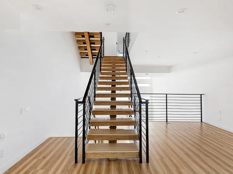 10839 Kling St #5 — Photo 22