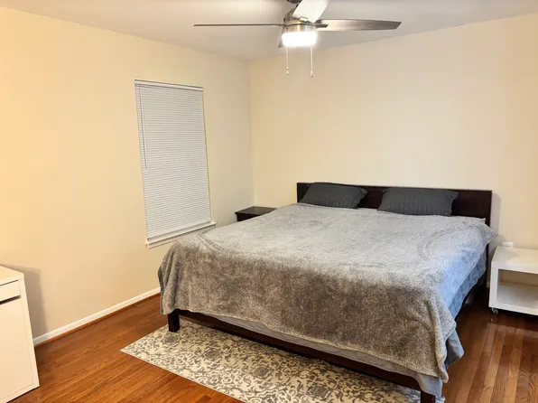 17 Napa Valley Rd, Gaithersburg, MD 20878