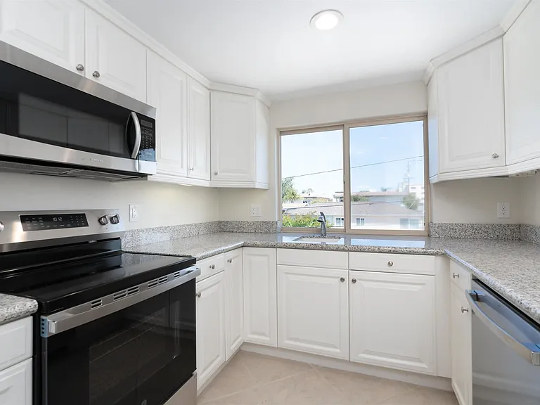 7635 Eads Ave #304 — Photo 8