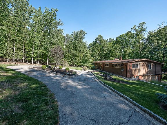5th image of 2147 Diamond Rock Hill Rd