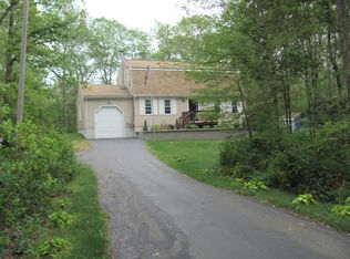 88 Johnson Rd, Uxbridge, MA 01569