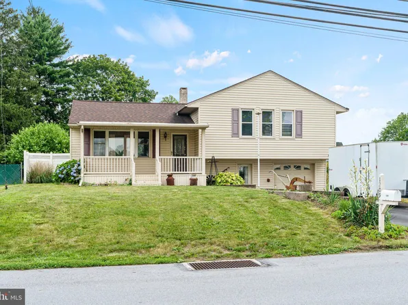 1209 Balthaser St, Harrisburg, PA 17112