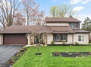 117 Farmington Ln, Sterling, VA 20164